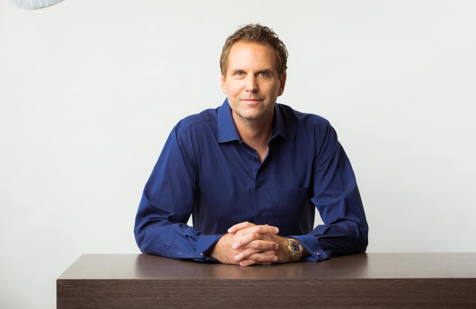 DR. MARC RONERT1